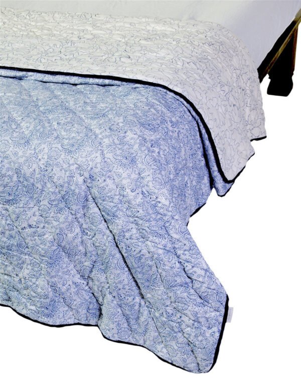Inspiration Santori Reversible Quilt - Image 3