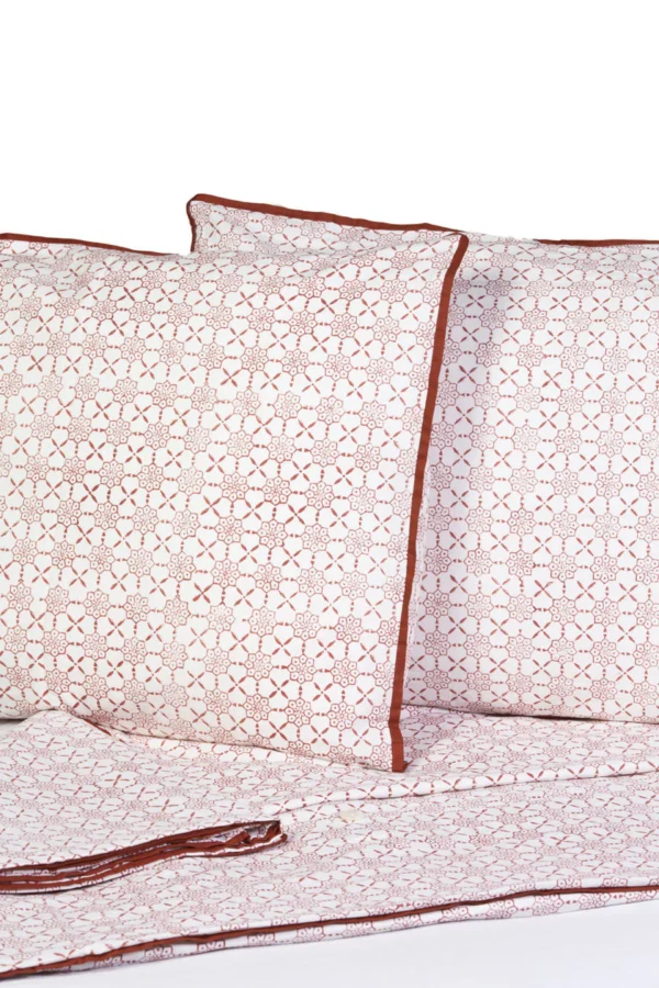 Possibilities Dhalia Duvet Set - Image 4