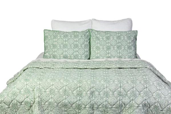 Tranquility Tangier Reversible Quilt - Image 2